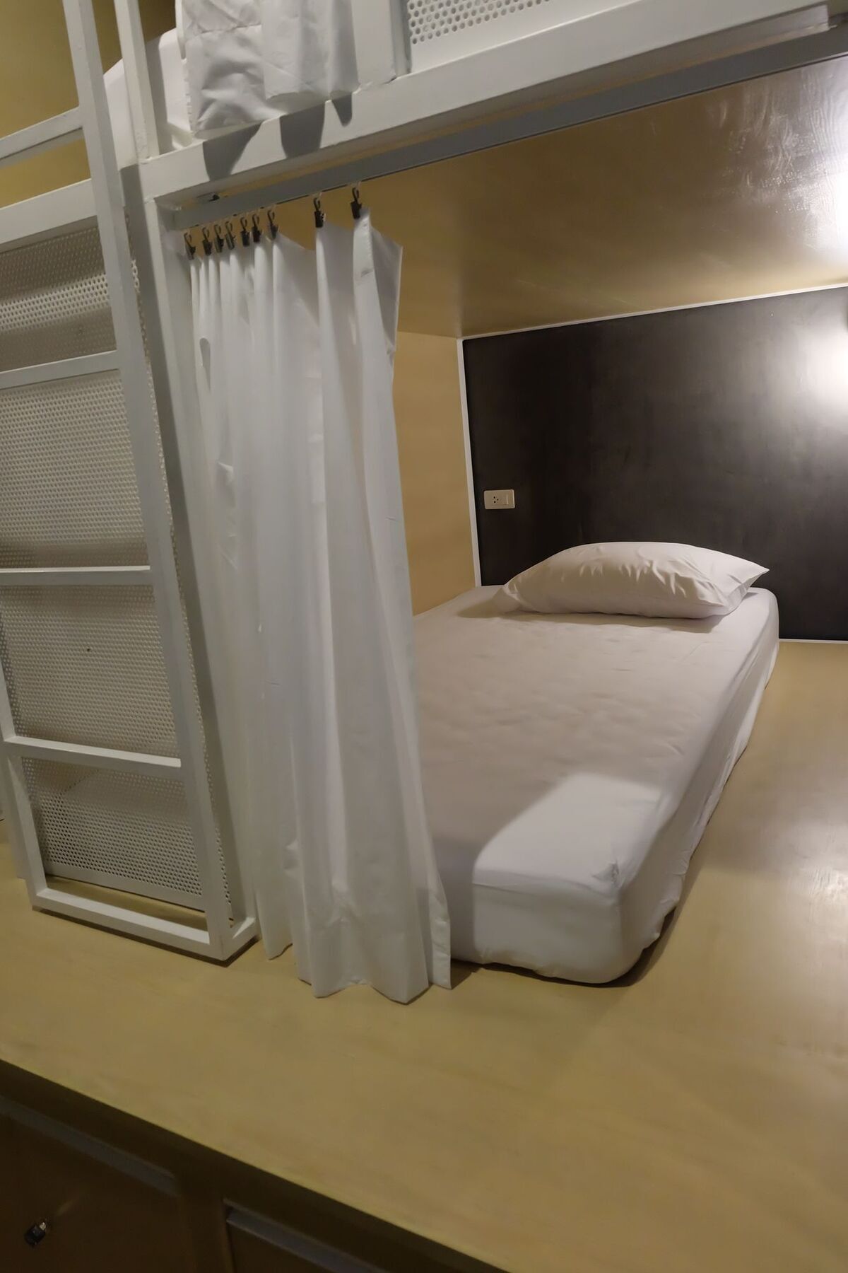 On The Bed Hostel Bangkok Ngoại thất bức ảnh